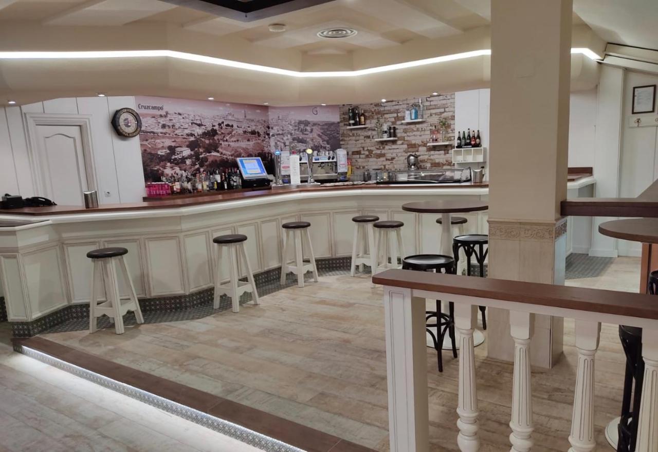 Hostal-Cafe Gutgreco Sonseca 외부 사진